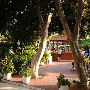 Juniper Otel